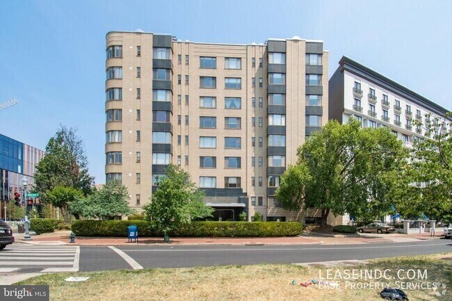 Building Photo - 1 Scott Cir NW Unit #502 Rental