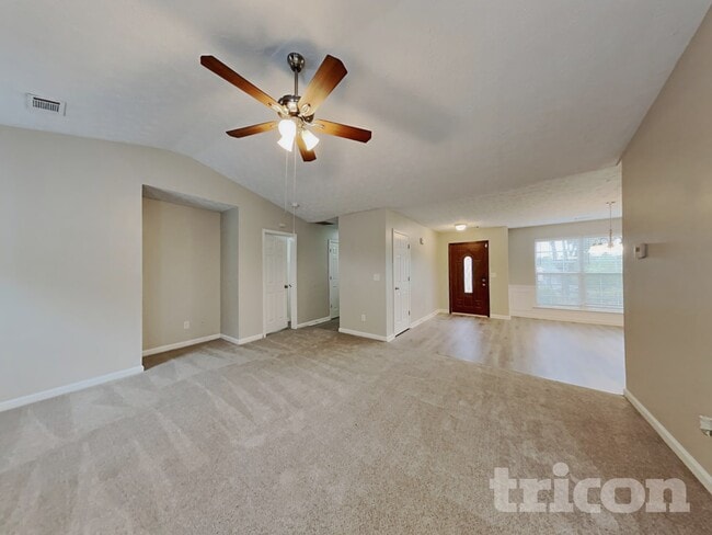 Photo - 1049 Octavia Ct