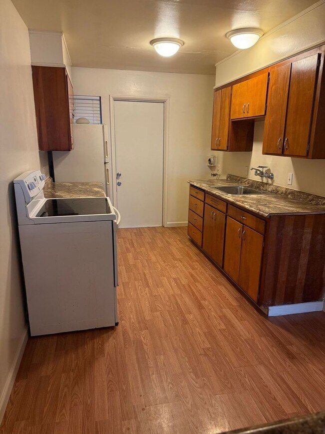 Photo - 3704 N Abby St