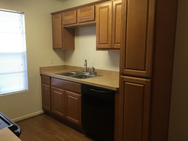 Photo - 3604WE Unit A