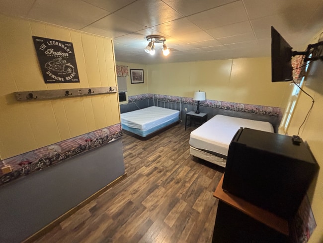 Building Photo - 19022 US HWY 85