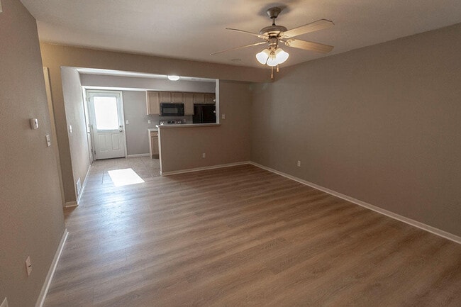 Photo - 4013 Snowy Owl Dr