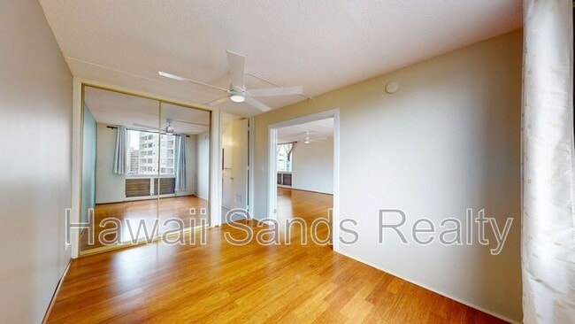 1717 Ala Wai Blvd