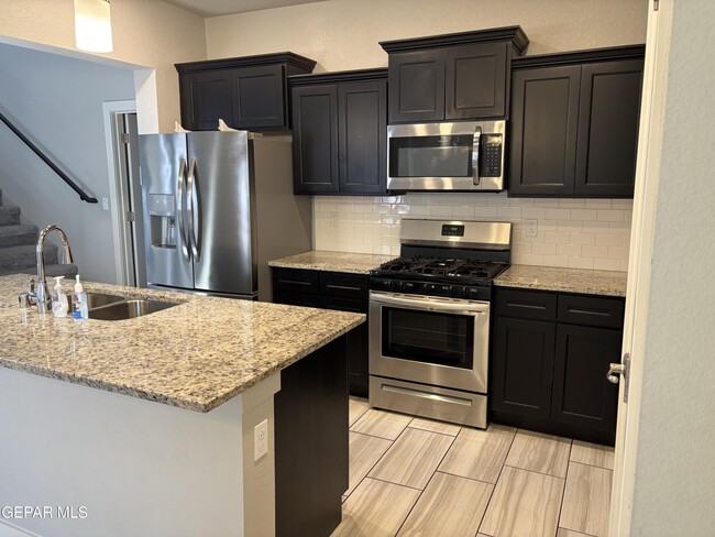 Photo - 11571 Leonor Duran St