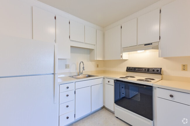 1BR, 1BA - 538SF - Kitchen - OTAVON APARTMENTS