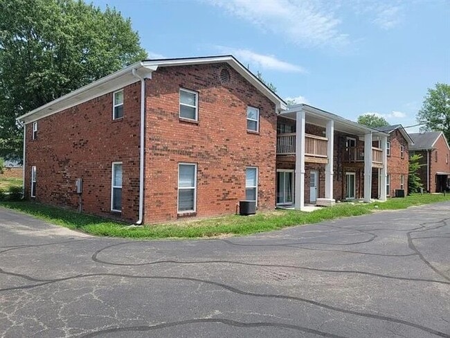 Building Photo - 628 Wooddale Terrace Unit Apt 1008