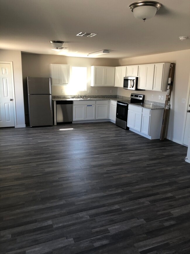 Photo - 1628 Paige Dr