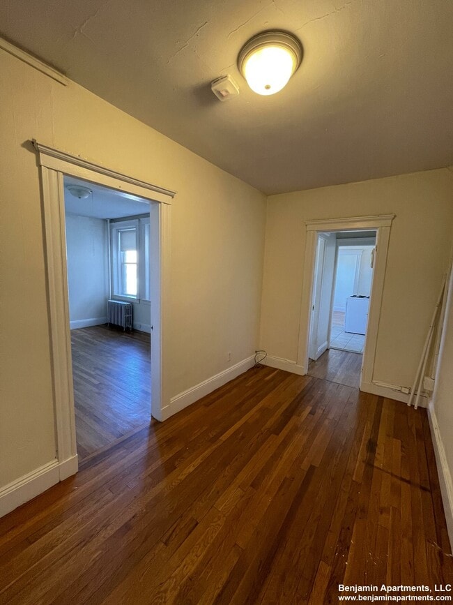 Building Photo - 135 Washington St Unit 43