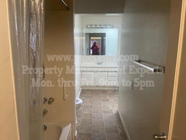 Photo - 1025 Carlton Ave