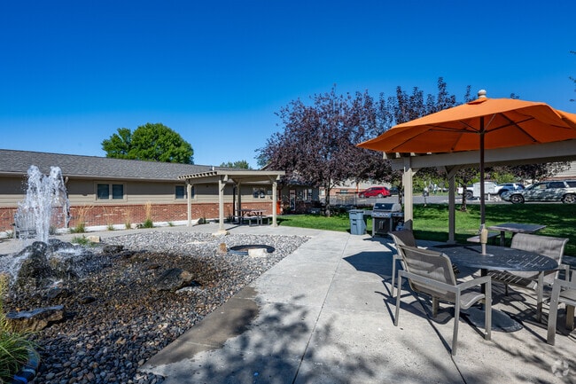 Outdoor Lounge