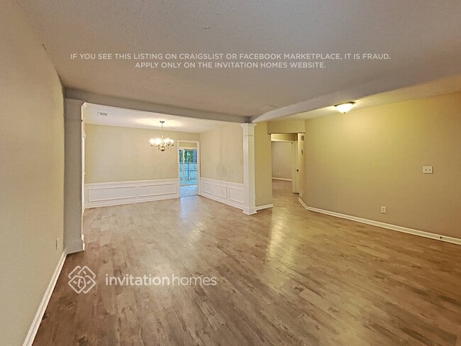 Photo - 630 Rosedown Way