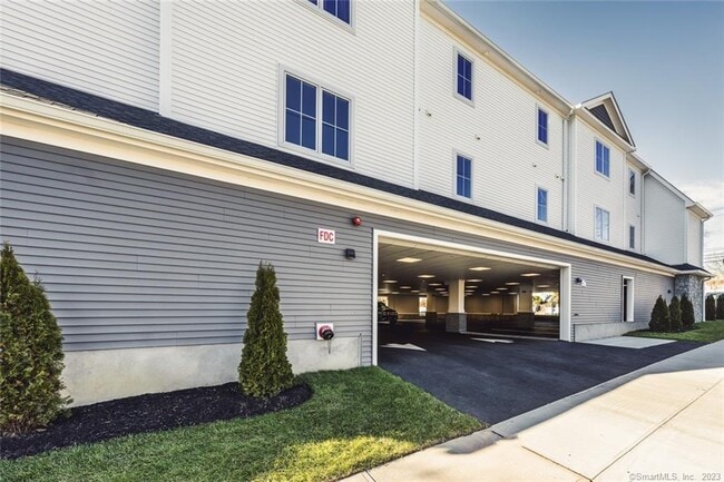 Photo - 783 Kings Hwy E Unit 206