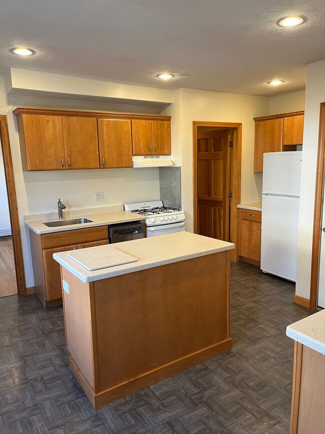 Recently updated 1 bedroom apartment - Recently updated 1 bedroom apartment