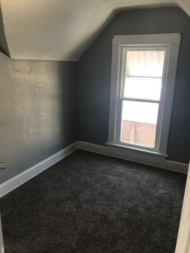 Photo - GREAT LOCATION! ADORABLE HOME!!