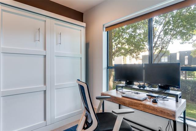 Photo - 4111 Newton Ave Unidad 25 Rental