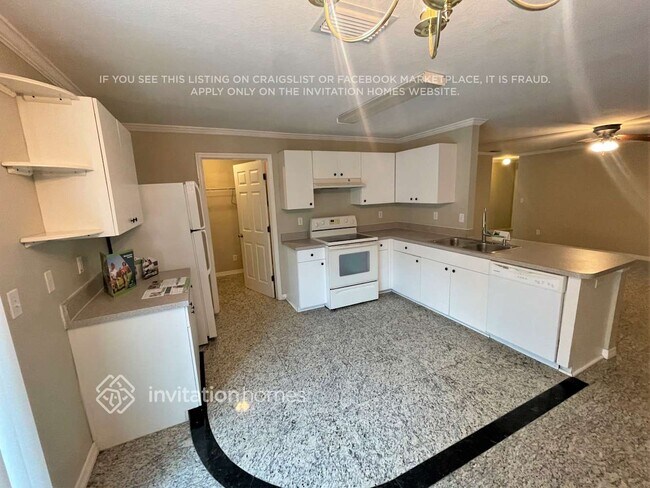 Photo - 1065 Guild St