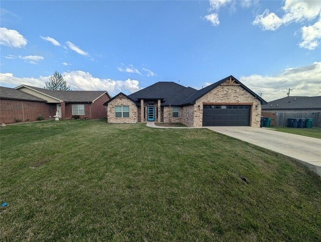 Building Photo - 405 NW 115th St