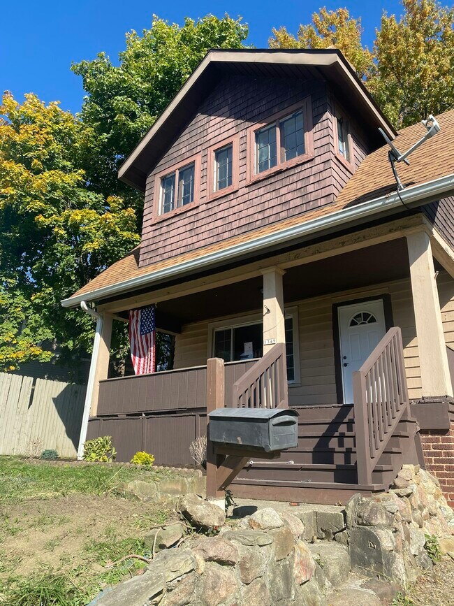 1349 Aster Ave House House Rental in Akron, OH