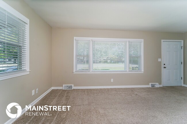 Photo - 9400 Aristides Dr