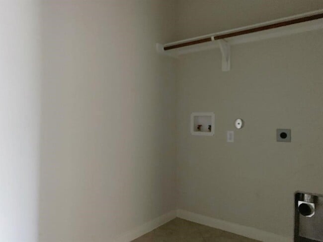 Photo - 9923 Fiona Pines Trail