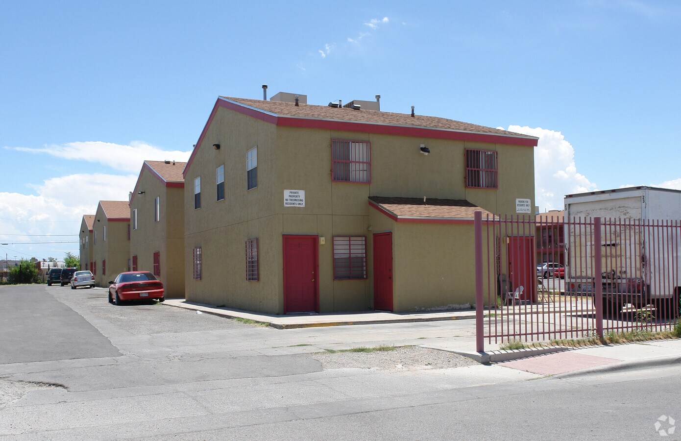 528 Center Way - Hidden Grove