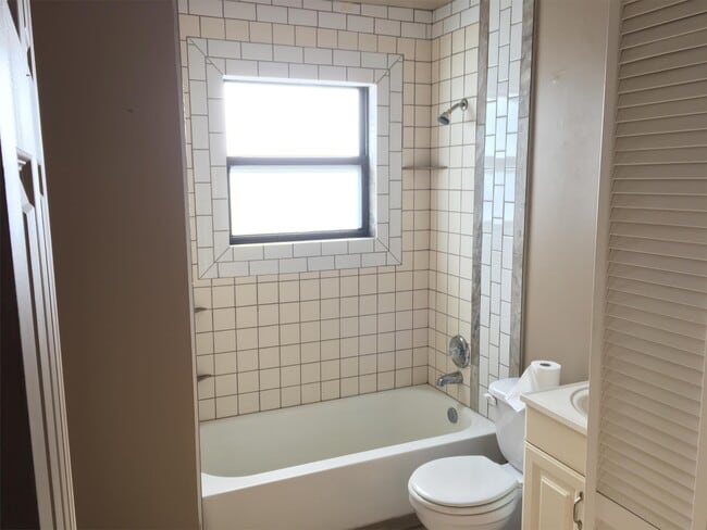 Photo - 1410 E Pitman Ave