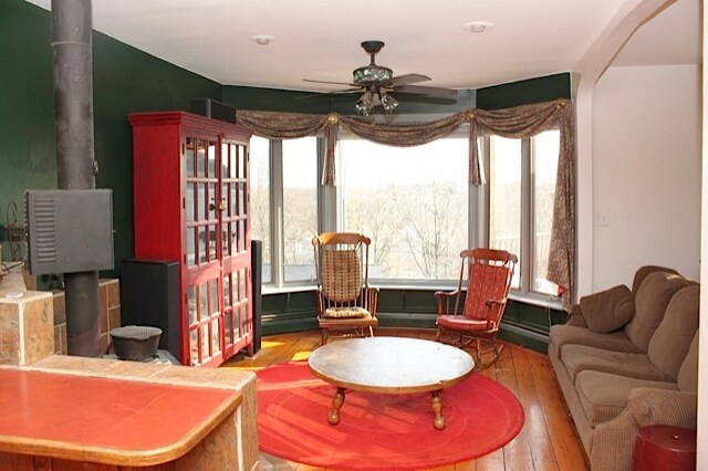 53 Lawn St Unit 2