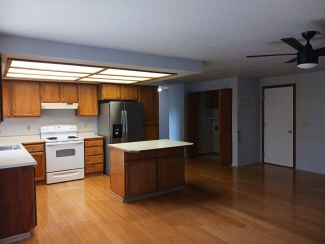 Photo - Introducing a meticulously maintained 3 bedroom, 2 bath gem!