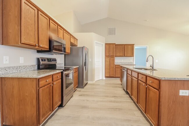 Photo - 200 Crescent Creek Ct