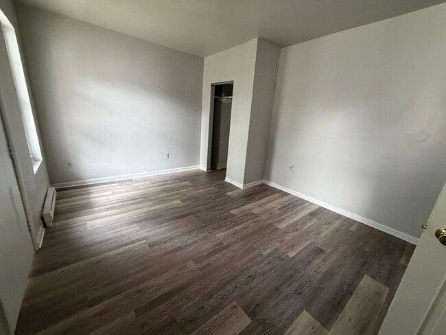 Photo - 139 N 13th St Unit Apt 2