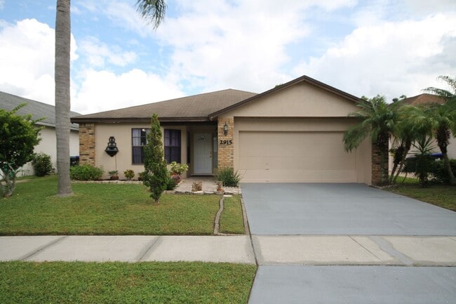 Building Photo - Stylish 4-Bedroom Home with Florida Room &...