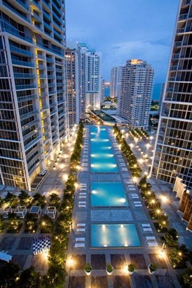 Photo - 495 Brickell Ave Unidad 495 Brickell # 2611
