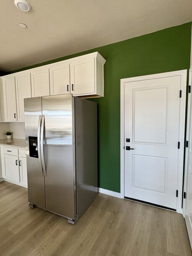 Photo - 978 Nettle Ln