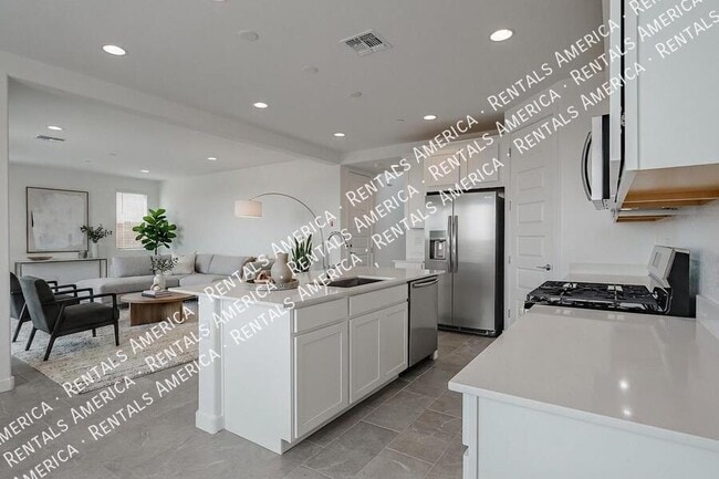 Building Photo - 11985 Calle de Pompas W