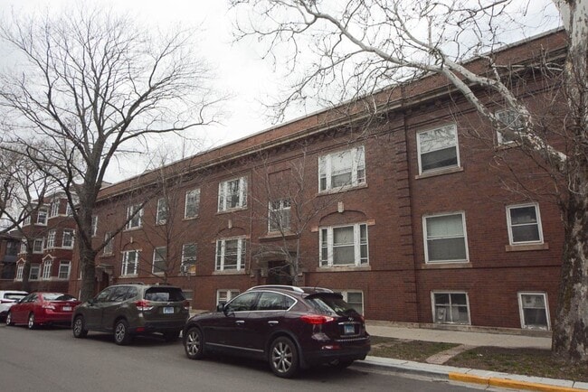 Building Photo - 1400 W Rosemont Ave Rental