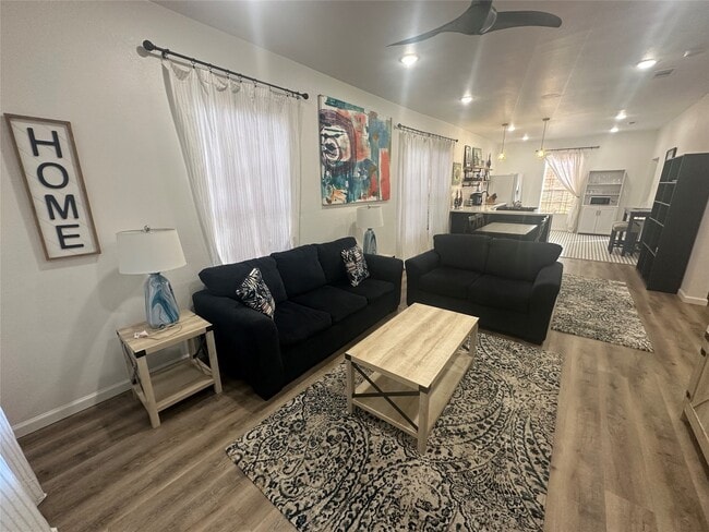 Photo - 4009 Avenue L