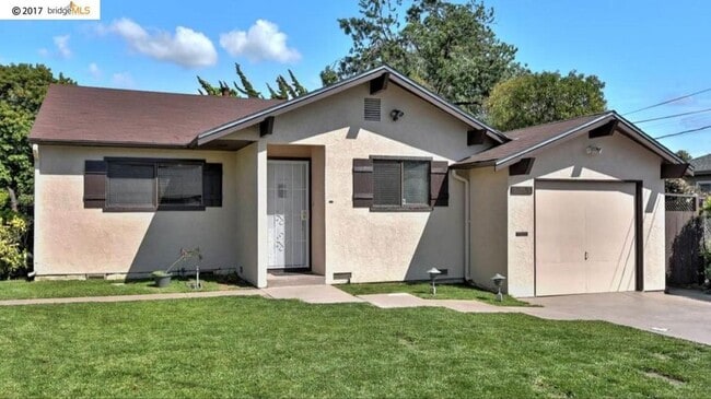 Photo - 19650 San Miguel Ave House