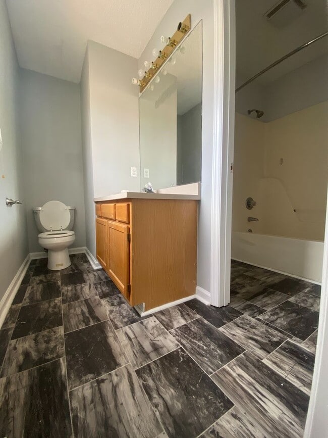 Photo - 236 Davidson St