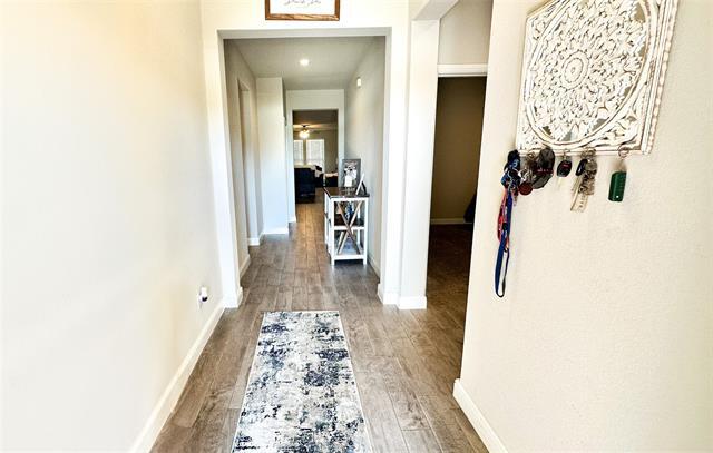 Photo - 252 Drumcliffe Dr
