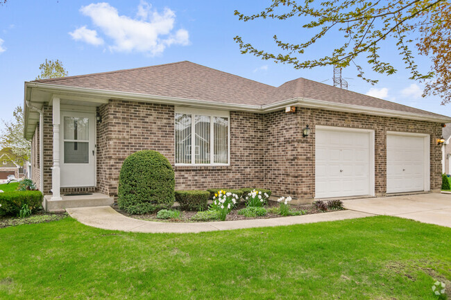 Building Photo - 1569 Galway Dr Rental