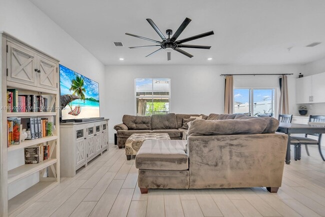 Photo - 1772 SE 8th Terrace