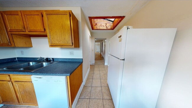 Photo - 1368 Indianola Ave