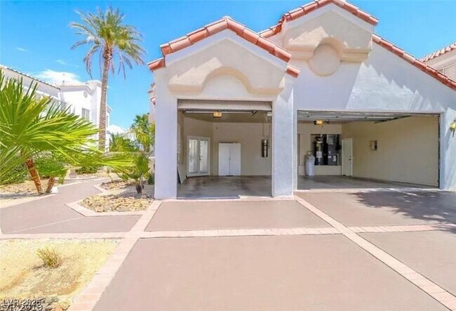 Photo - 2460 Monarch Bay Dr