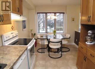 Photo - 410 Ambleside Dr