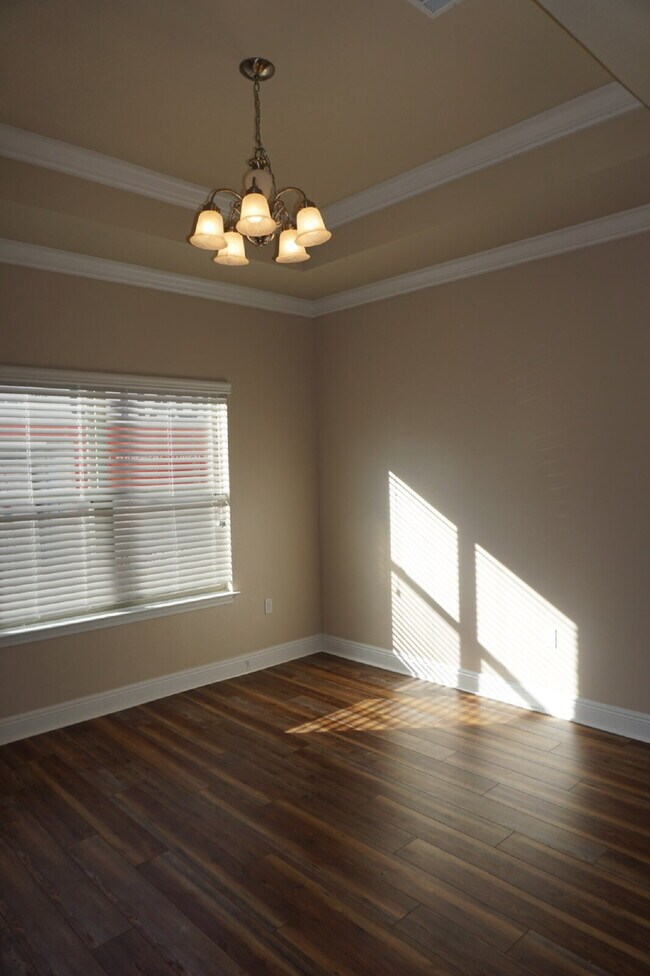 Crestview: 4 Bedrooms in Liberty Oaks
