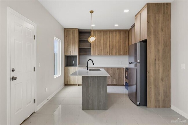 17 Heron Ave Unit 19A