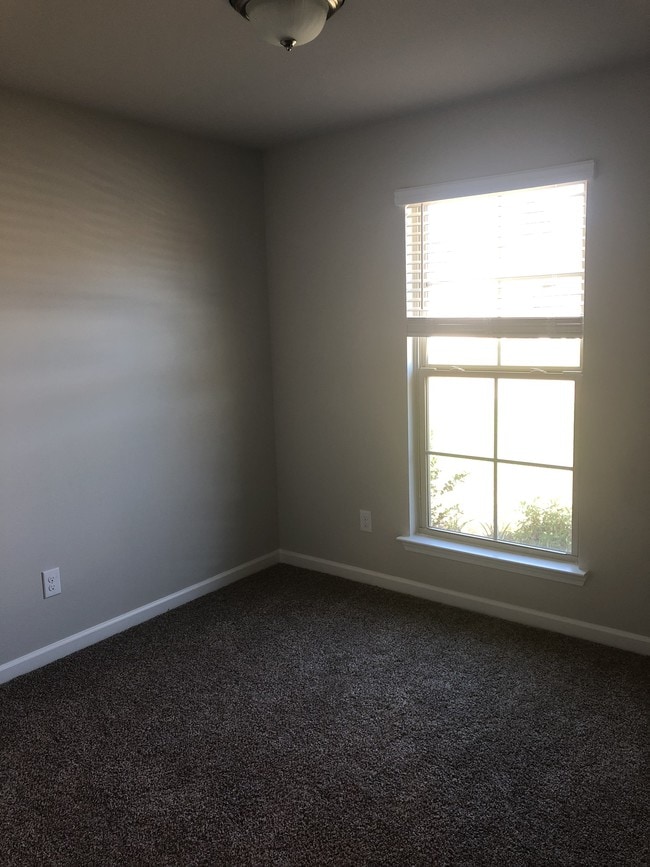 Photo - 28450 Evangeline Ln