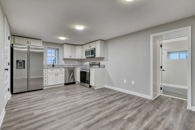 6722 Brentwood Ave Unit B1