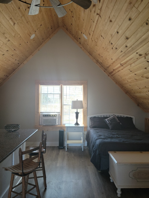 359 Homestead Ln