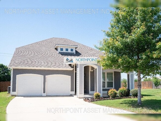 Building Photo - Charming 3 beds 3 baths in Denton! Rental